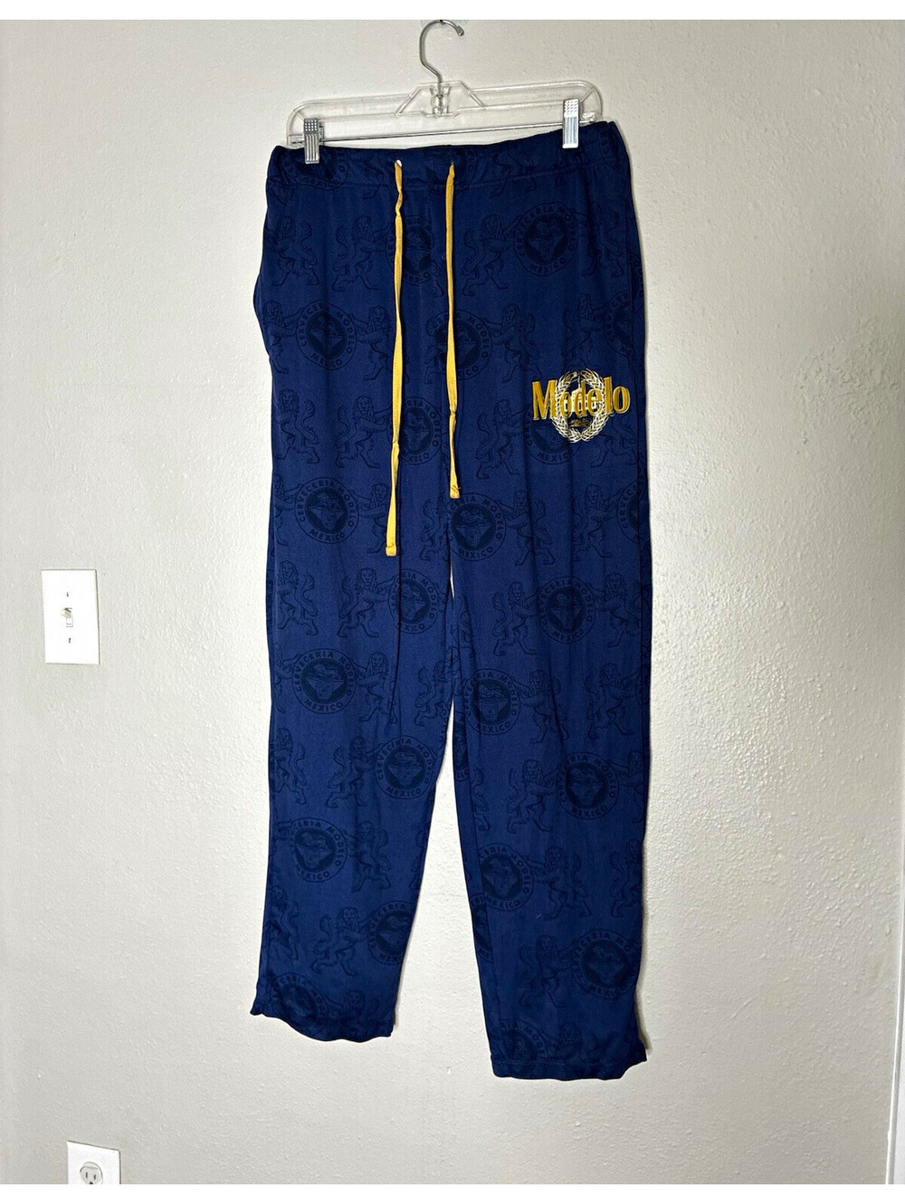 Modelo Beer Loungewear Blue Gold Monogram Men’s Size Large Pajama